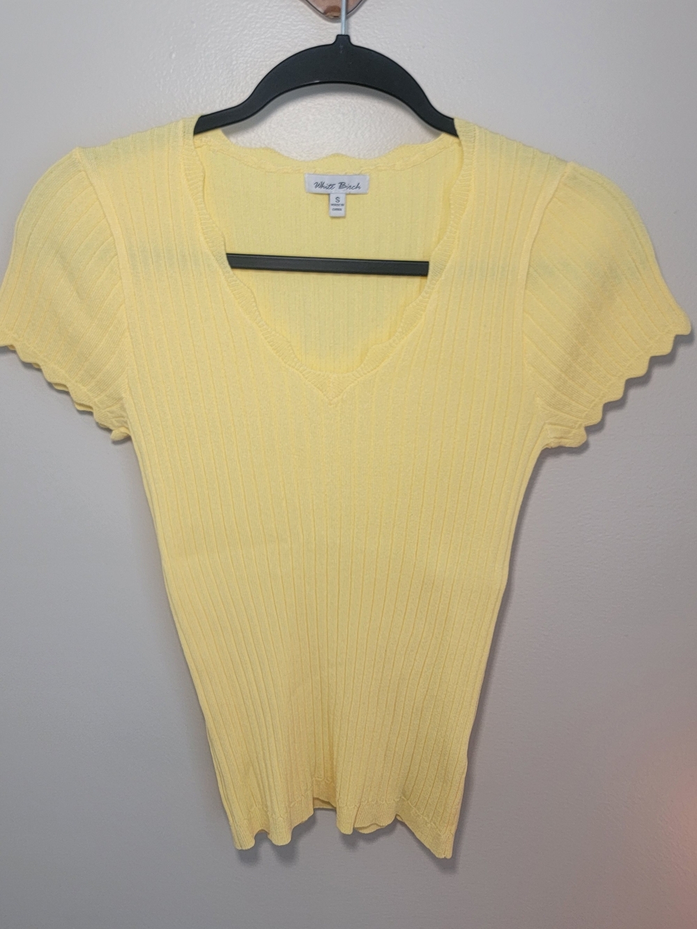 White birch Lemon Yellow Ribbed V-Neck Short Sleeve Top- Size S